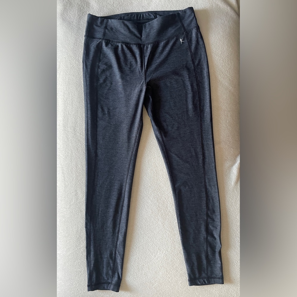 Danksin. Size M (8-10).